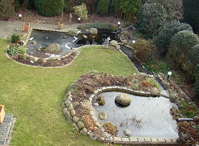 Gartenteich Anlage selbst erstellt - von oben